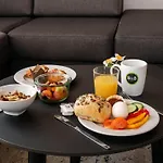 Hotel Kiel-holstenbruecke Kiel