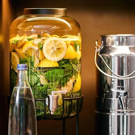 Kiel-holstenbruecke كيل