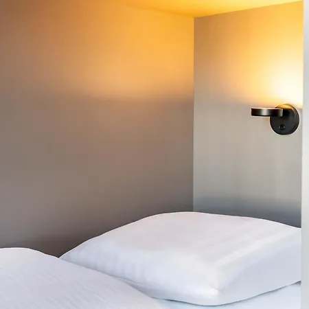 Hotel Kiel-holstenbruecke 3*