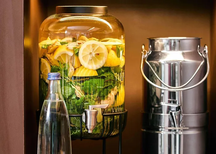 Kiel-holstenbruecke كيل